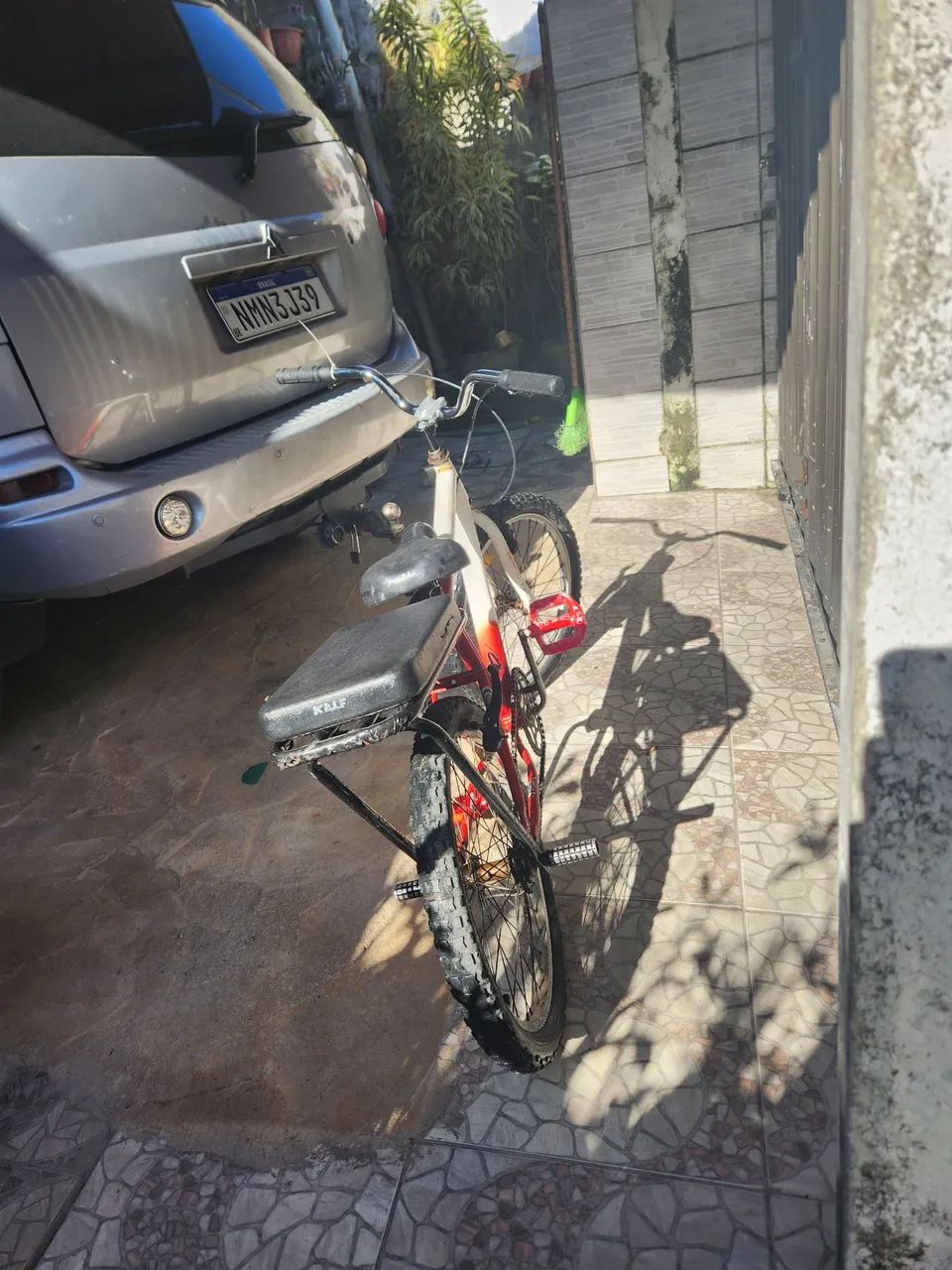 Bicicleta montadinha aro 20 - Foto 2