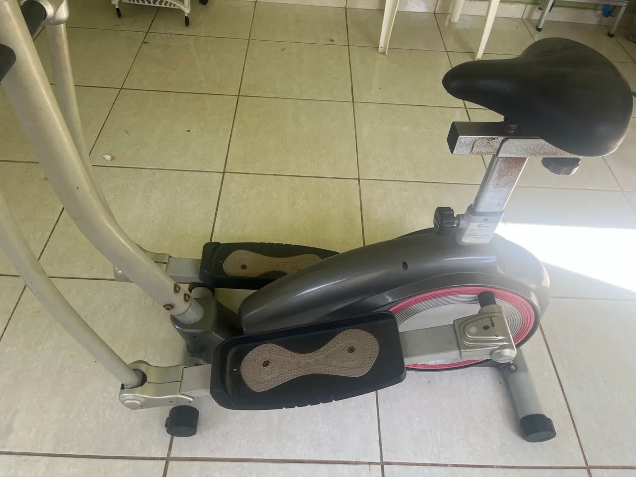 Elíptico semi novo  - Foto 4