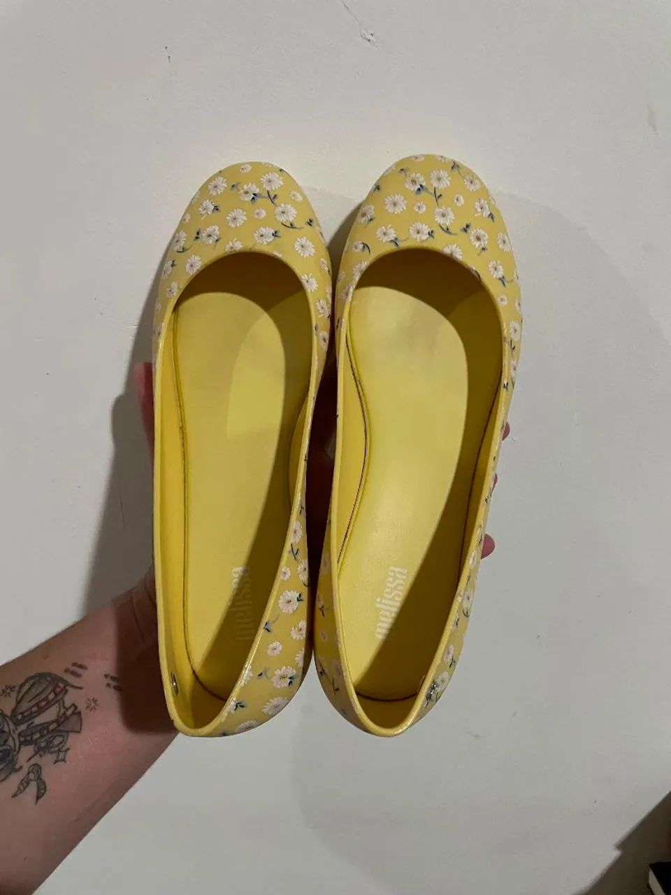 Melissa Dora ad | amarelo  - Foto 3