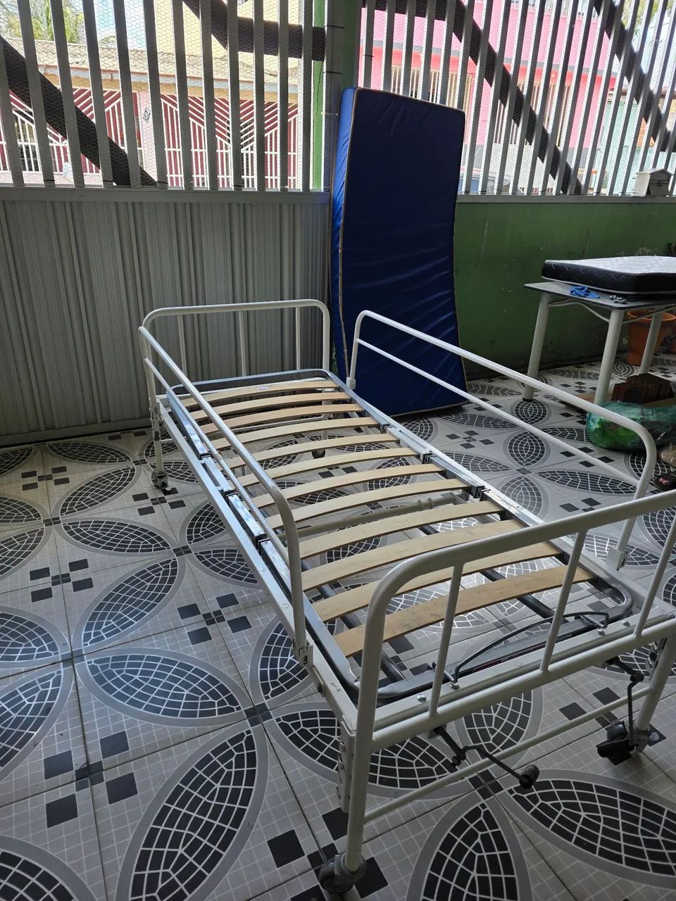 Cama Hospitalar com Colchão  - Foto 5