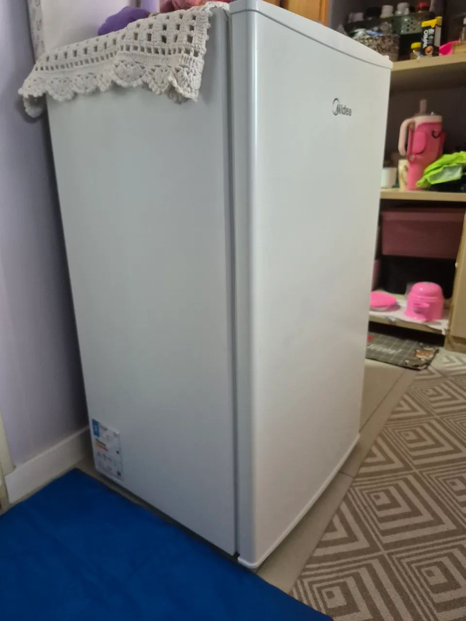 Frigobar Midea novo 110w 500,00 - Foto 2