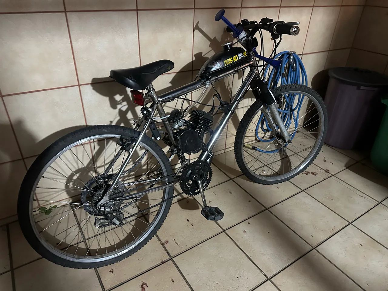Bicicleta com motor 80cc - Foto 2