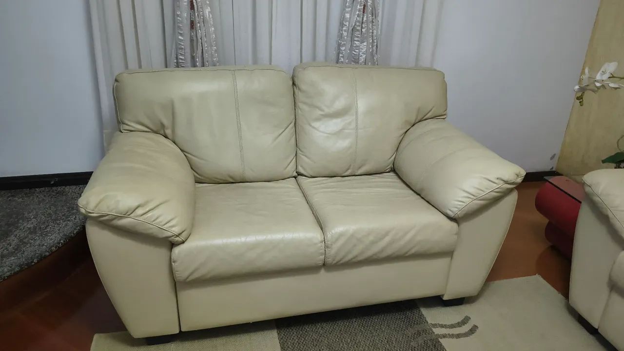 Jogo de sofás couro - Foto 2