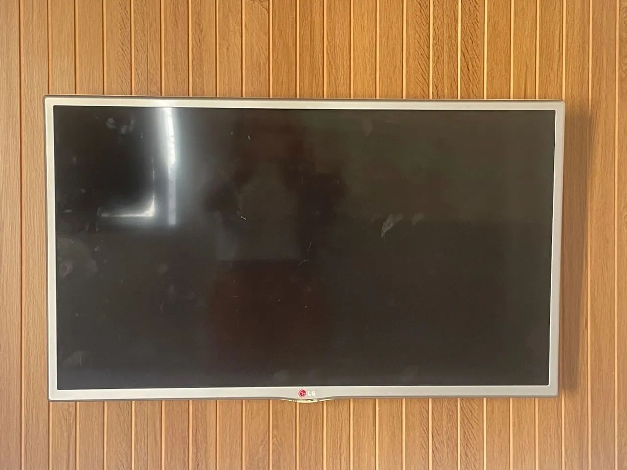 Tv 32 polegadas funcionando perfeitamente 