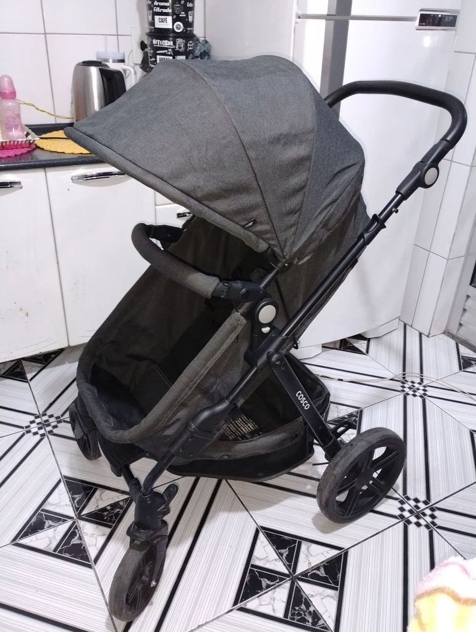 Carrinho de bebê Moisés Cosco - Reclinável  - Foto 2