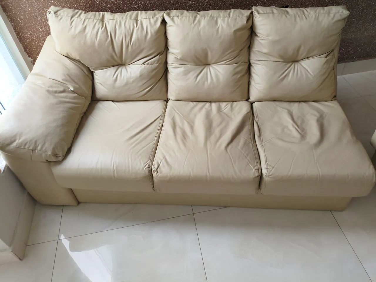 Vendo sofá couro berge - Foto 5