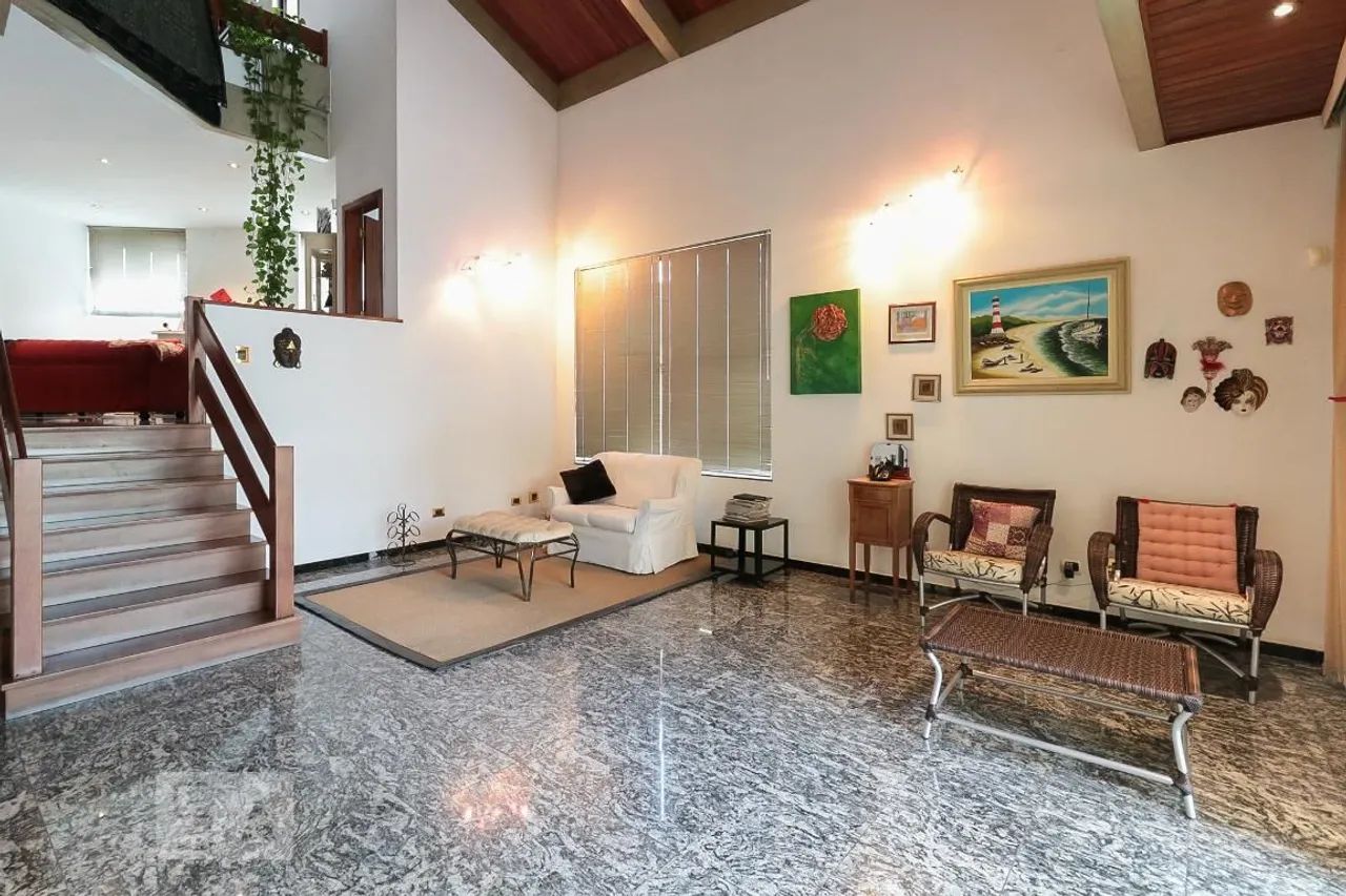 Casa à Venda - Adalgisa, 4 Quartos, 477 m2