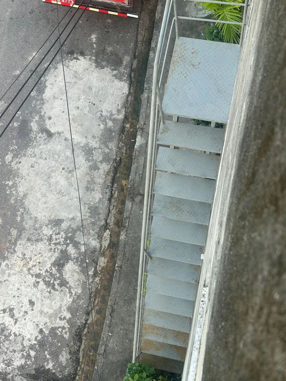 Escada de ferro (reta)