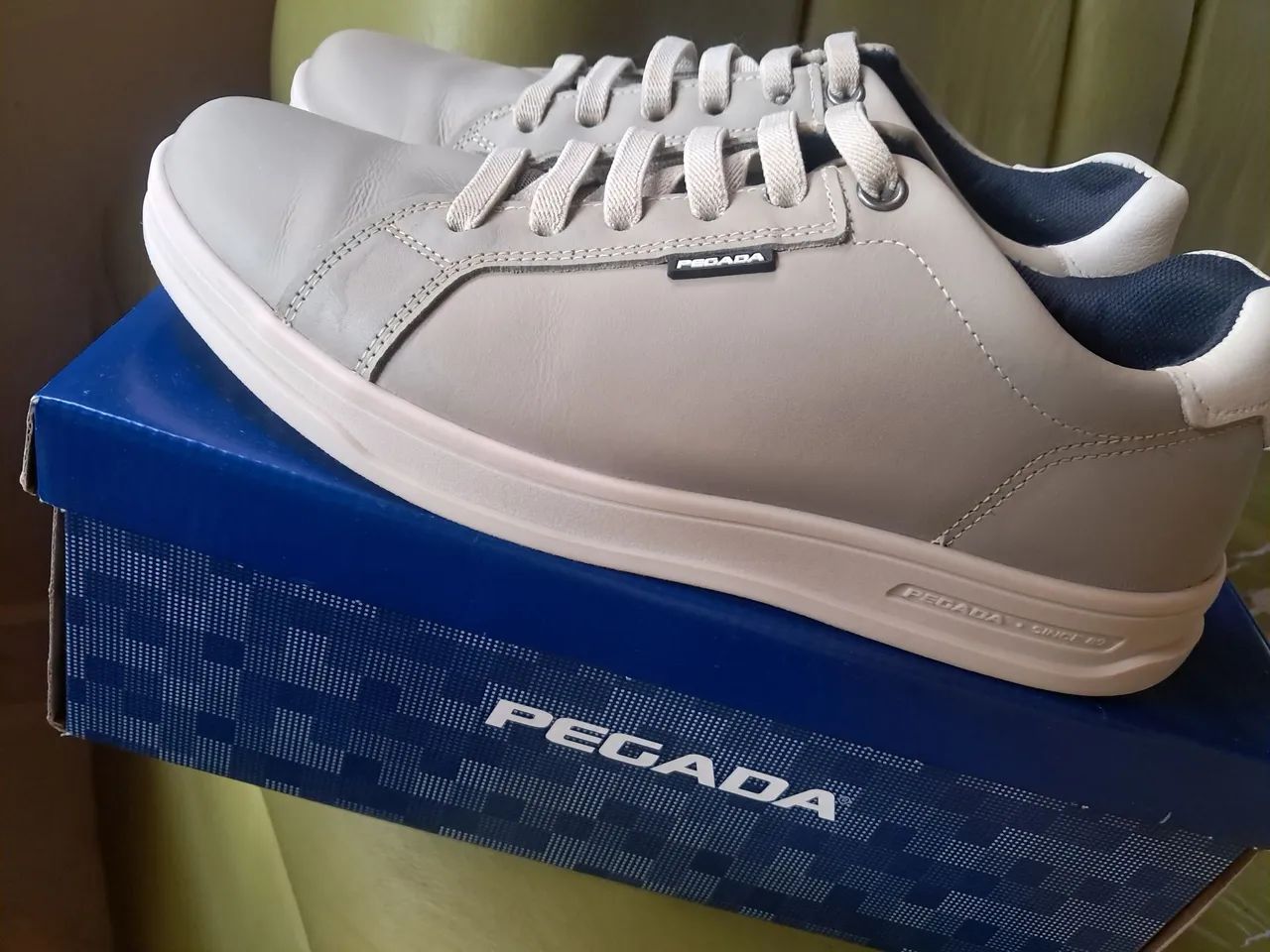 Vendo sapatenis Pegada