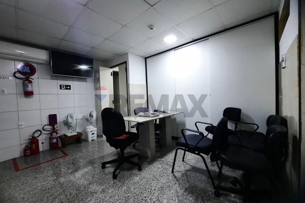 Alugue Esplêndido Conjunto Comercial com 76m², no polo médico do Recife! - Foto 2