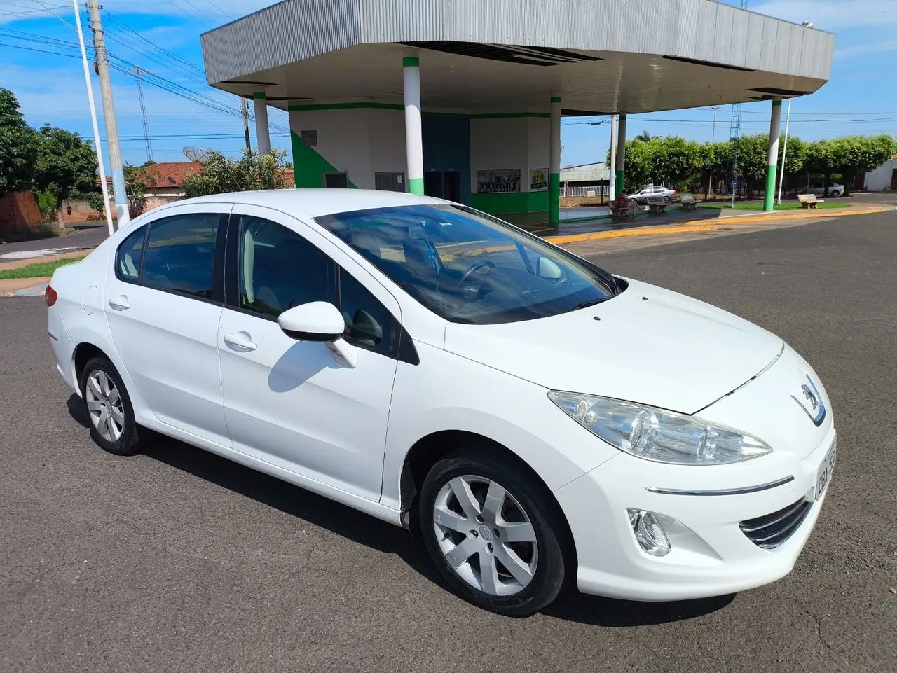 Peugeot 408 2013