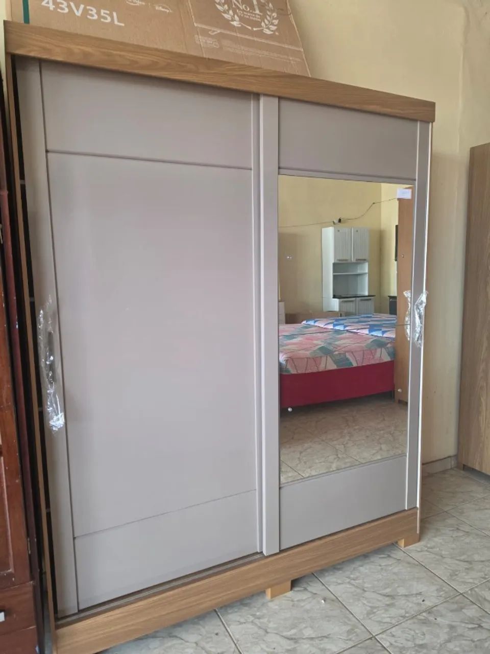 GUARDA ROUPA DE CASAL NOVO