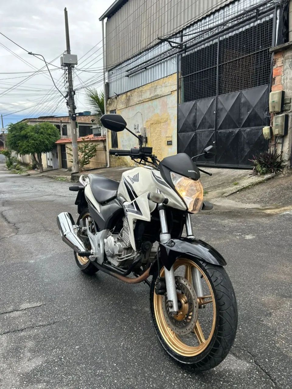 CB 300r 2014 - Foto 3