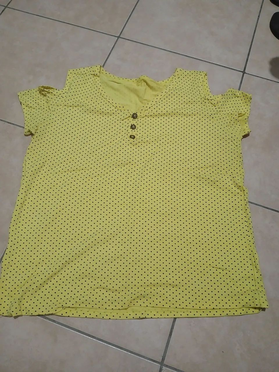 Vende-se blusinha 