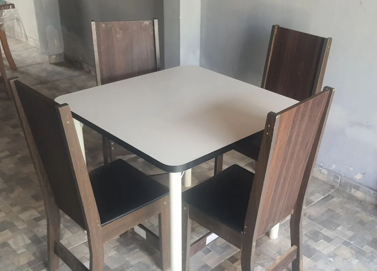 Mesa de cozinha com quadro cadeiras - Foto 4