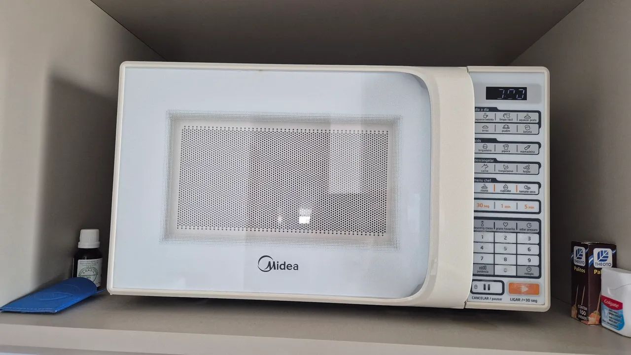 Microondas Midea 20L - Foto 2