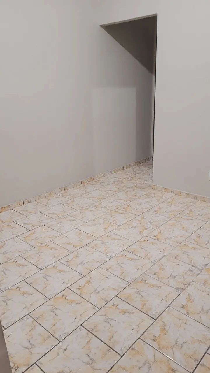 Aluga-se Aptos Com e Sem Mobilia