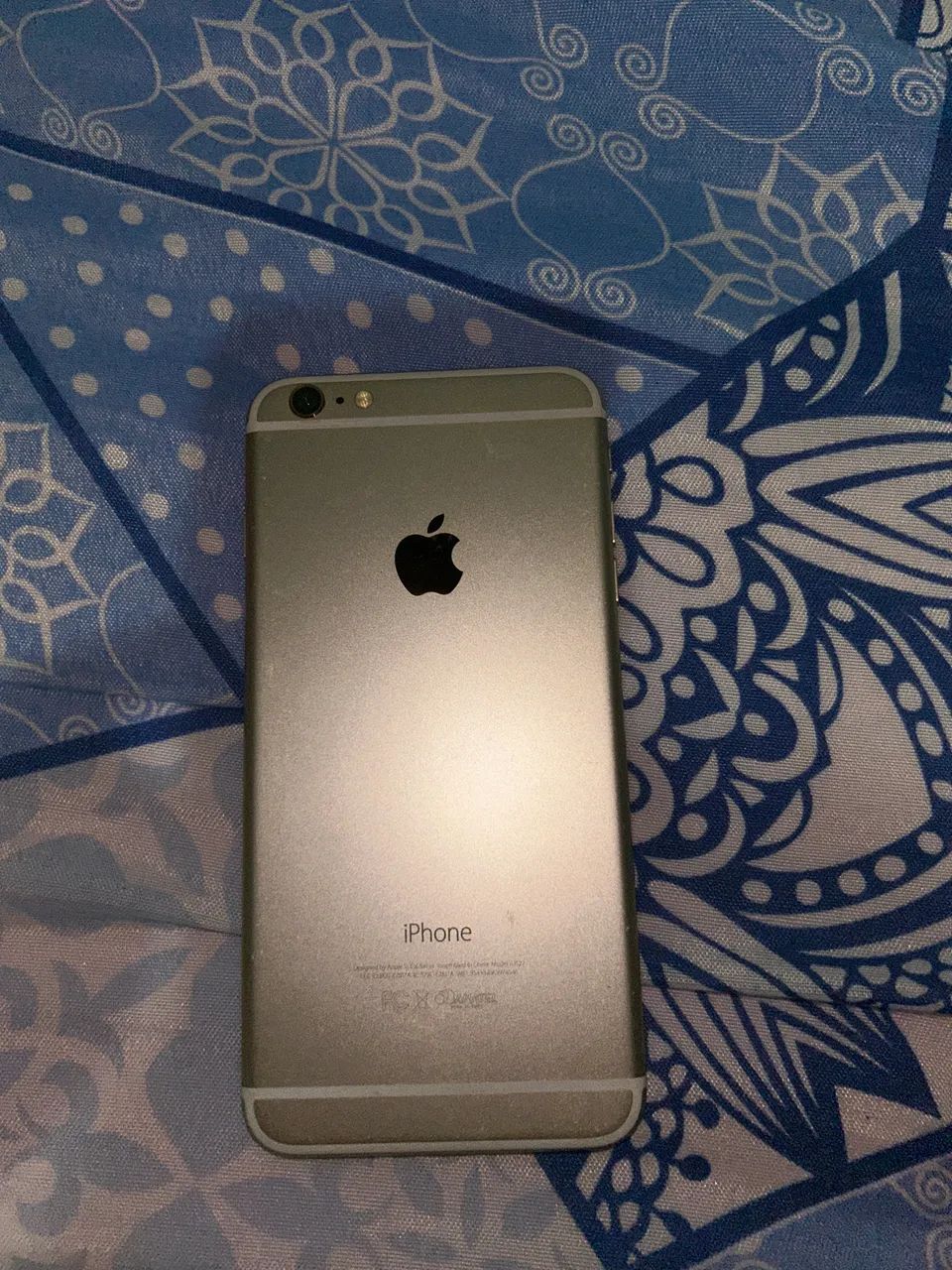 iPhone 6 Plus dourado 