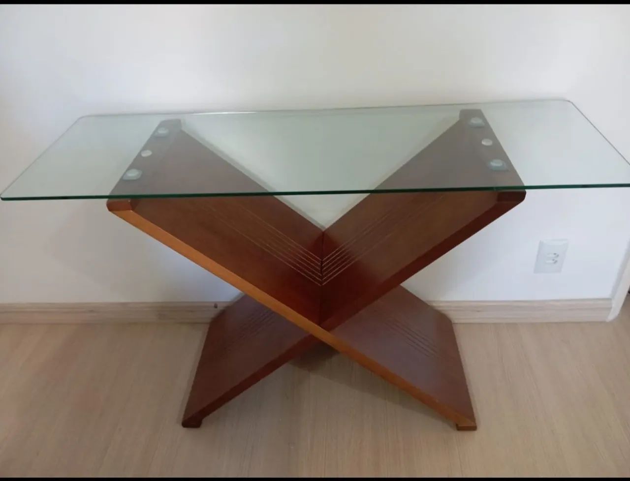 Mesa com 4 cadeiras e aparador - Foto 4
