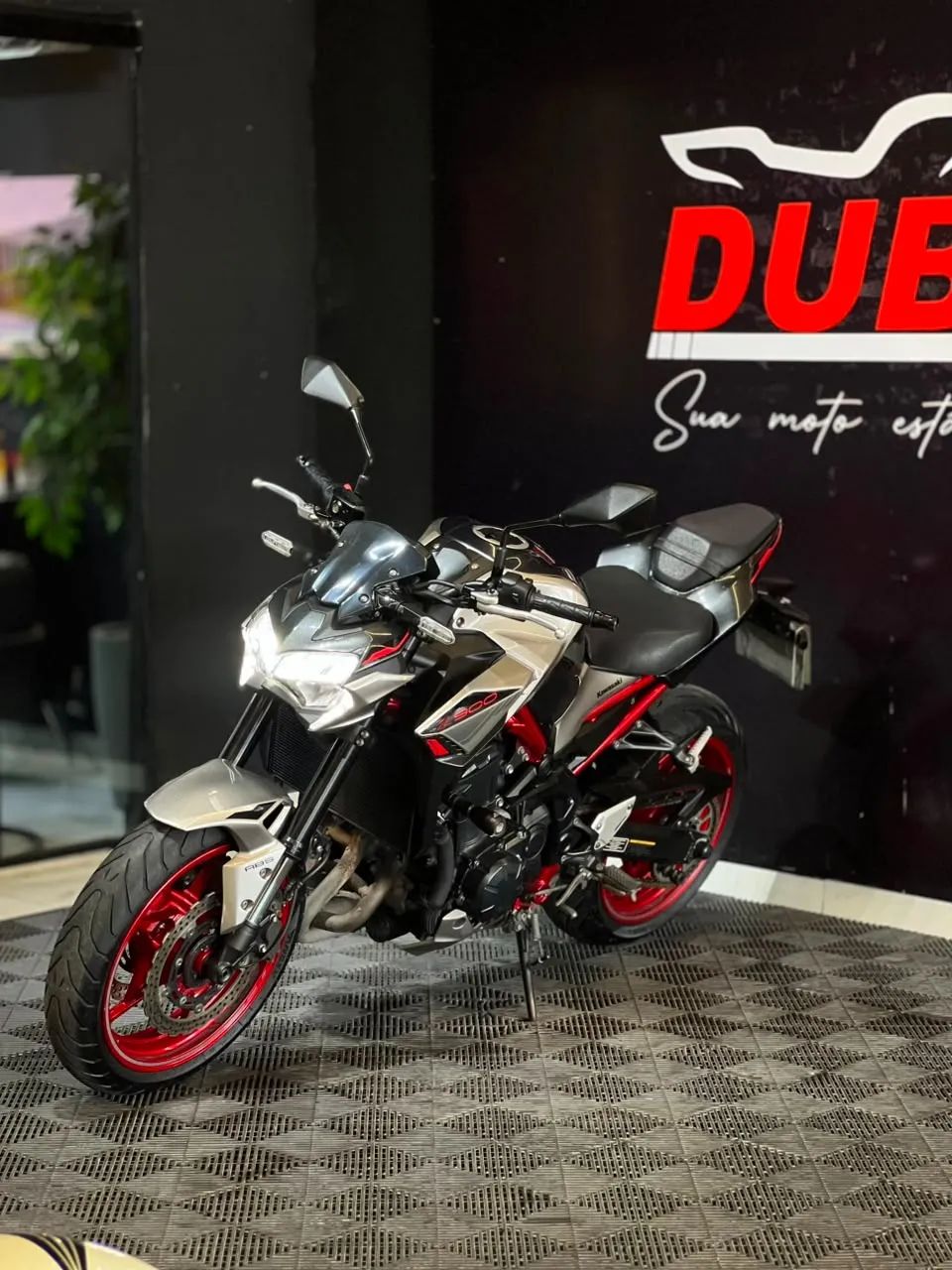 Kawasaki Z 900 - Foto 5