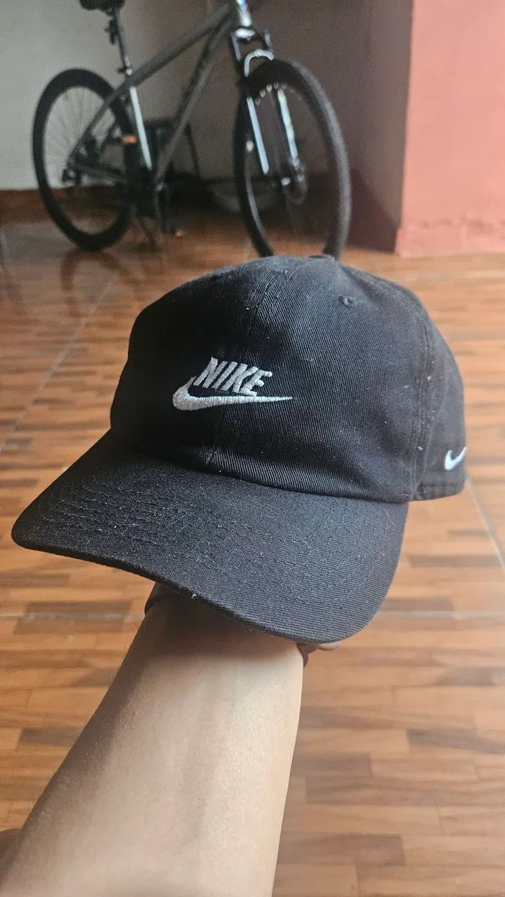 Bone nike