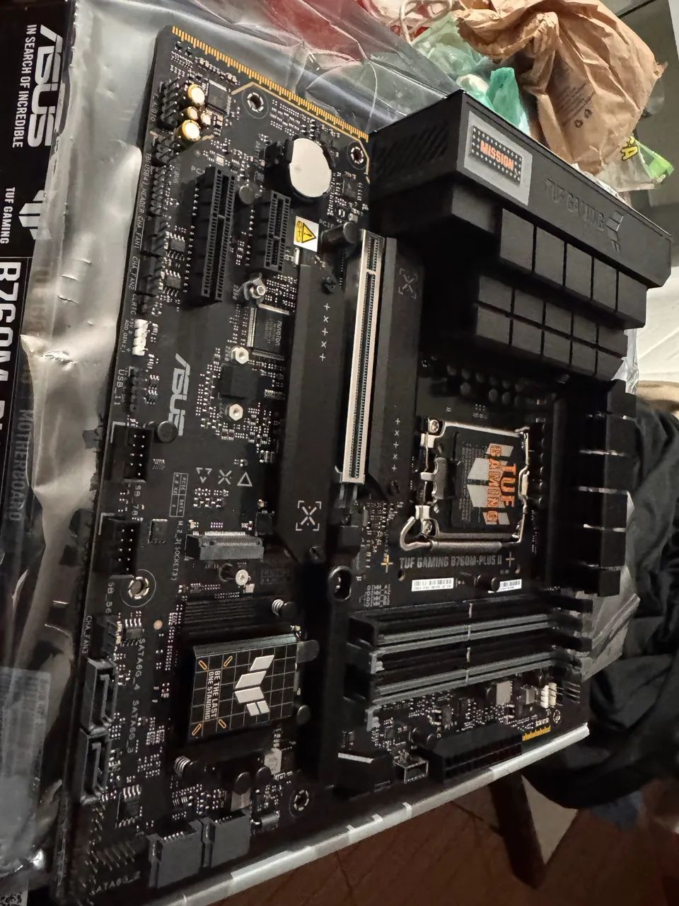 Placa Mãe Asus Tuf Gaming B760m-plus li, B760, Matx, Ddr5 - Foto 4