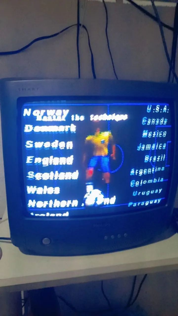 Vendo TV de tubo 14 polegadas ou trocar numa de 20 - Foto 2