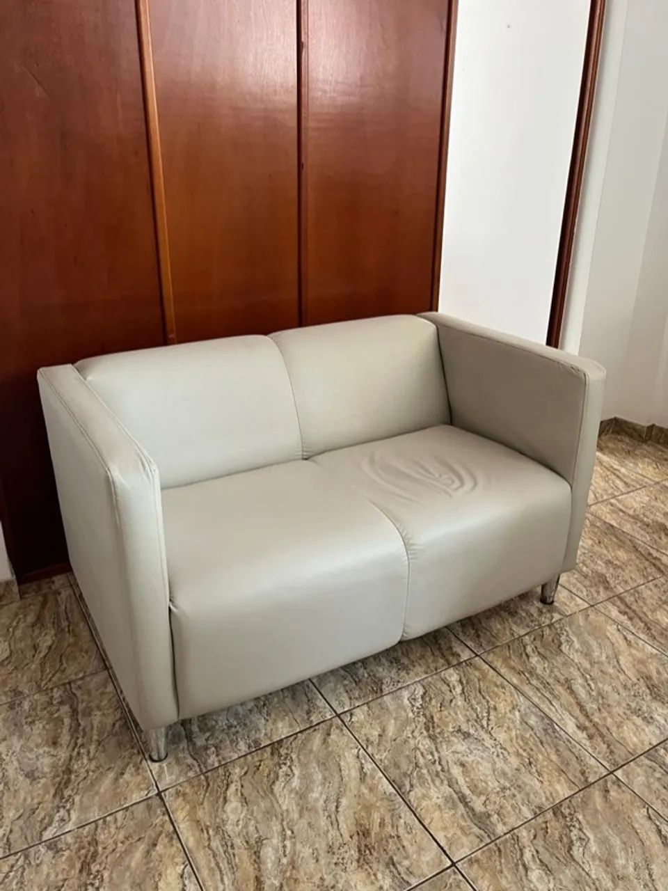 Exemplo: Sofá de dois lugares  - Foto 2