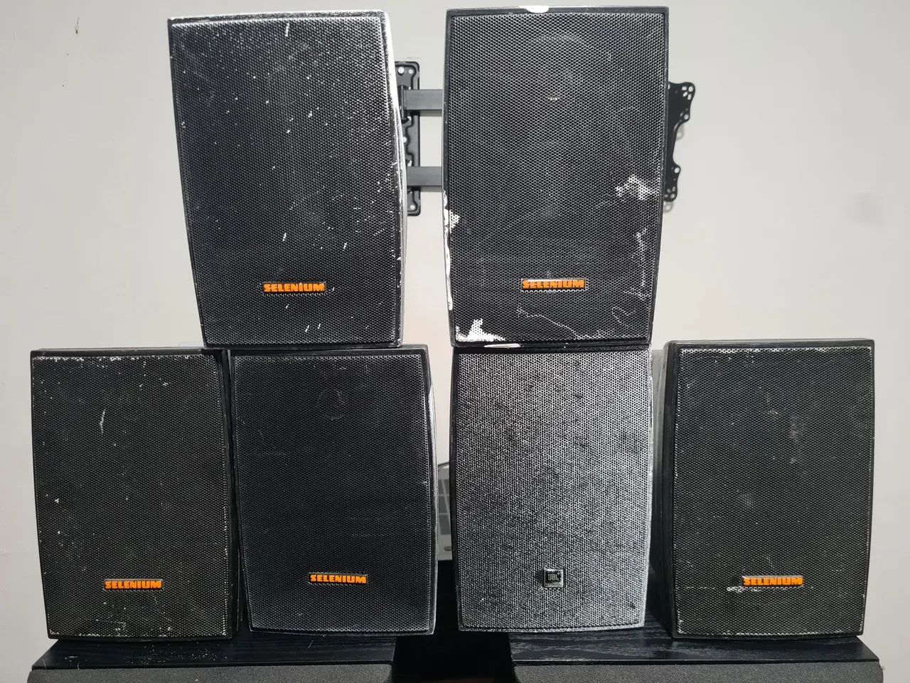 Caixas som selenium jbl