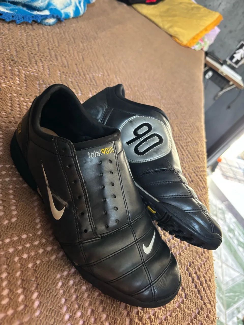 Chuteira total 90
