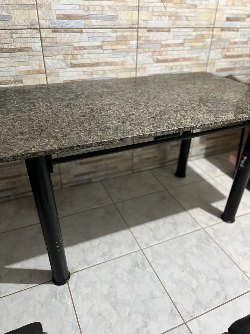 Mesa de jantar 6 lugares em mármore/granito - retangular - Foto 4