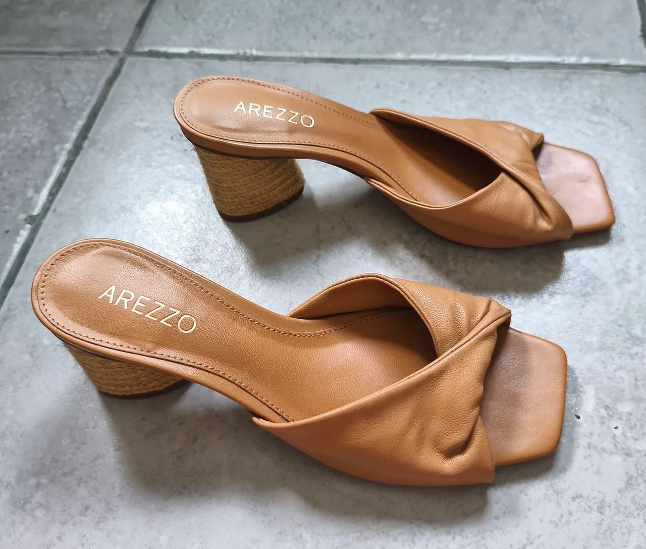 Sandália Arezzo 34/35