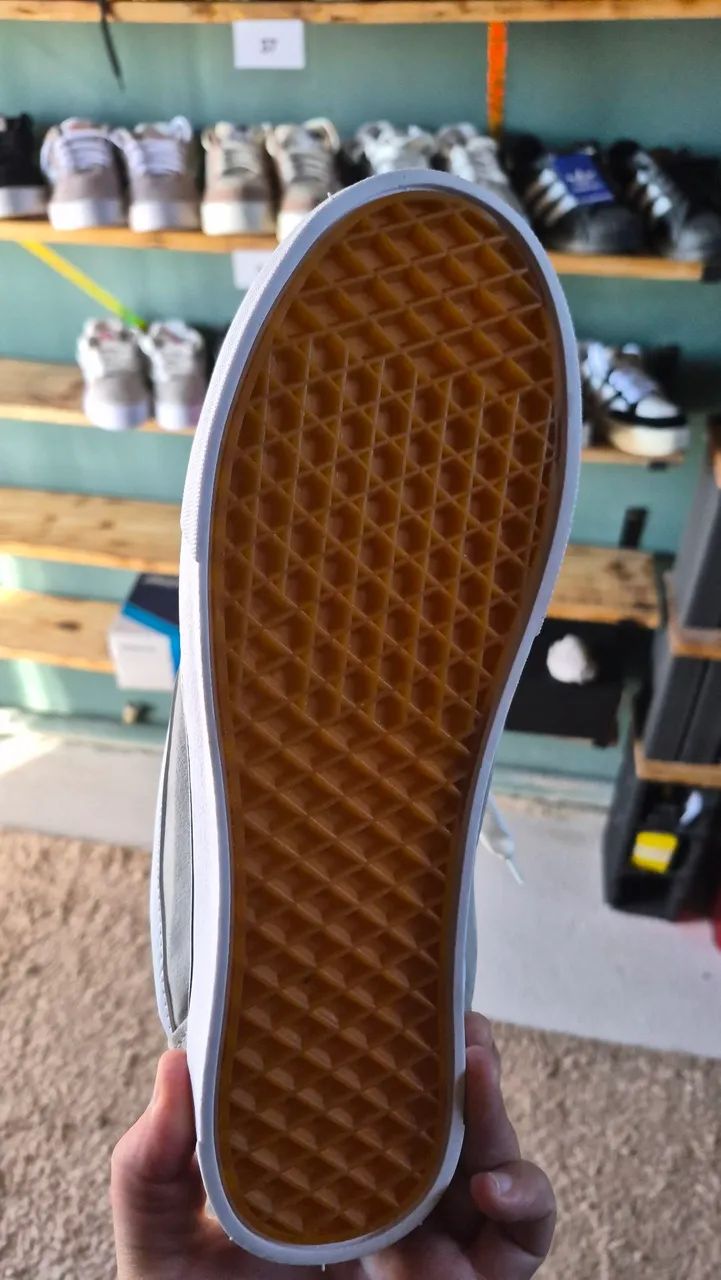 VANS PRIMEIRA LINHA N43 - Foto 3