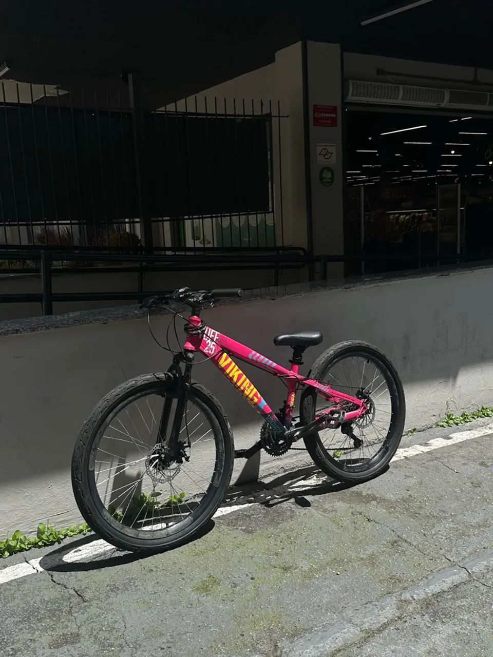 Bicicleta Viking Rosa - Tuff 25 