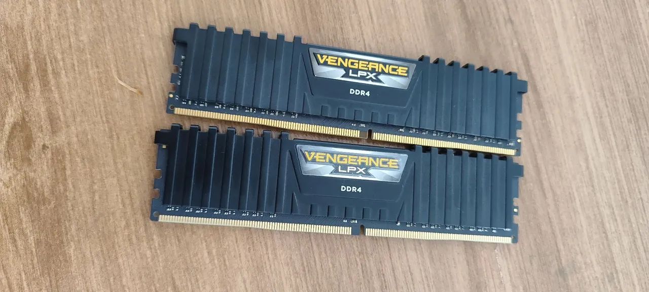 Memória 8gb ddr4 Corsair