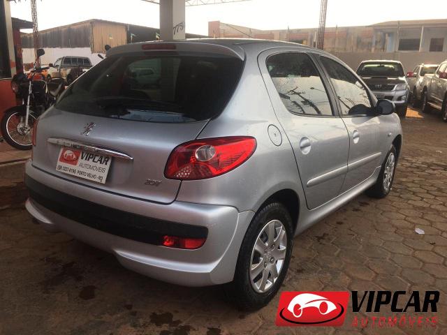 PEUGEOT 207 2010/2011 1.4 XR SPORT 8V FLEX 4P MANUAL - Foto 2
