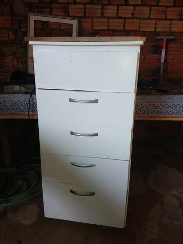 Armário branco de fórmica 9283.8416