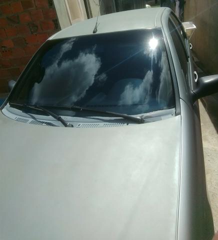 Vendo siena ano 2005 17,000