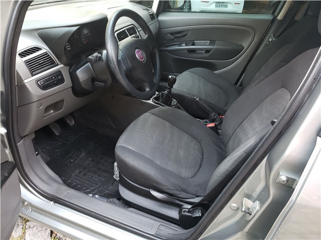 Fiat Punto 1.4 attractive italia 8v flex 4p manual - Foto 6
