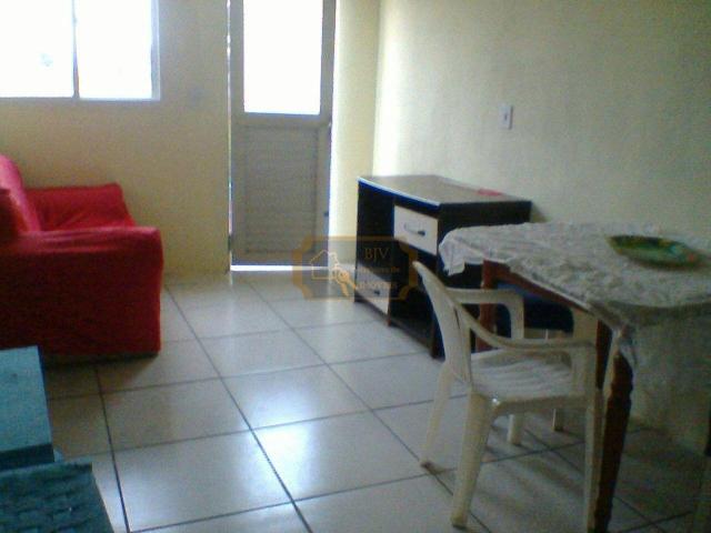 Imóvel com casa de moradia 3 dorm , mas casa geminada ,com 2 dorm . - Foto 3