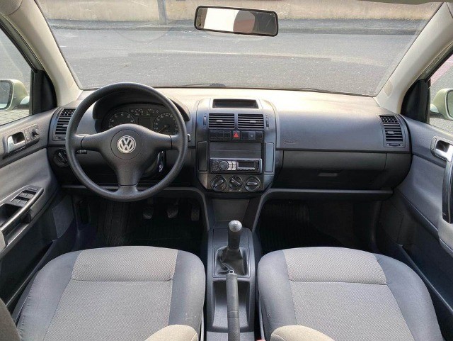 polo sedan 2008 interior