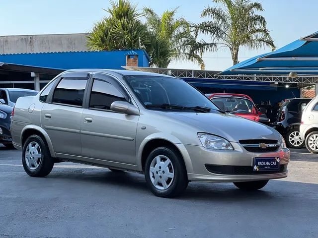 Comprar Sedan Chevrolet Corsa Sedan 1.0 4P Classic Life Prata 2010 em  Sorocaba-SP