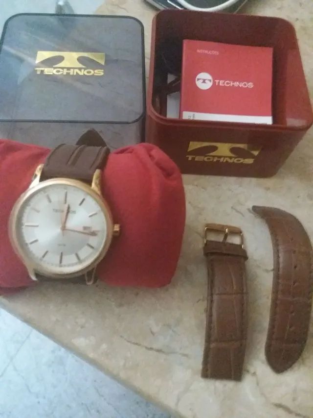 Relógio estilo retro com 2 pulseiras 