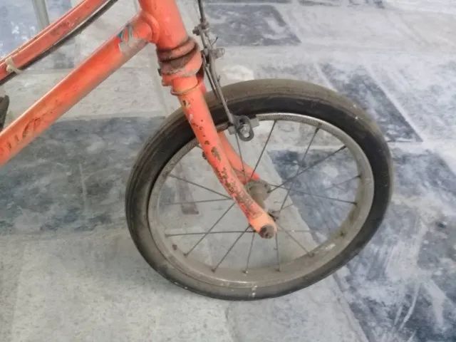 bicicleta antiga cecizinha - Foto 3