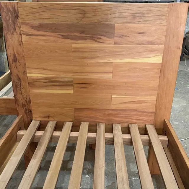 Cama Modelo Painel De Peroba Rosa - Foto 2