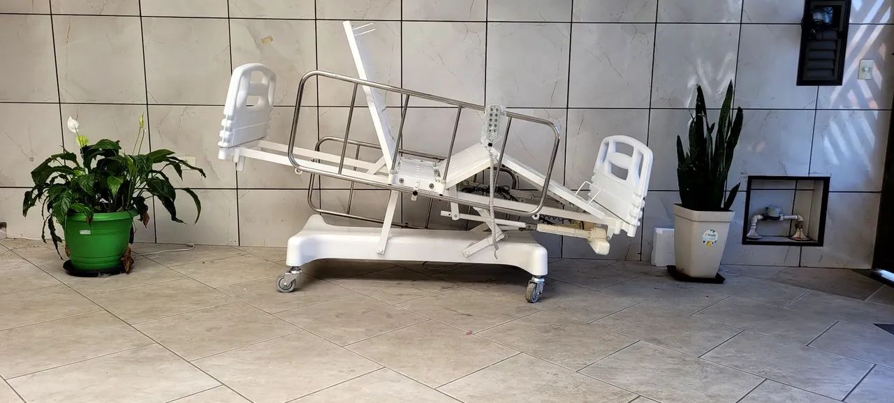 Cama hospitalar elétrica (Vira poltrona)
