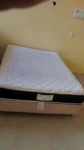 Vendo cama box de casal colchão de molas ensacadas ENTREGO DEPENDENDO LOCAL 