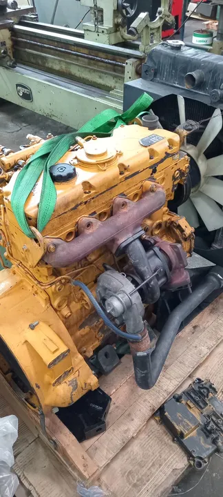 Motor Caterpillar C4.4 Usado