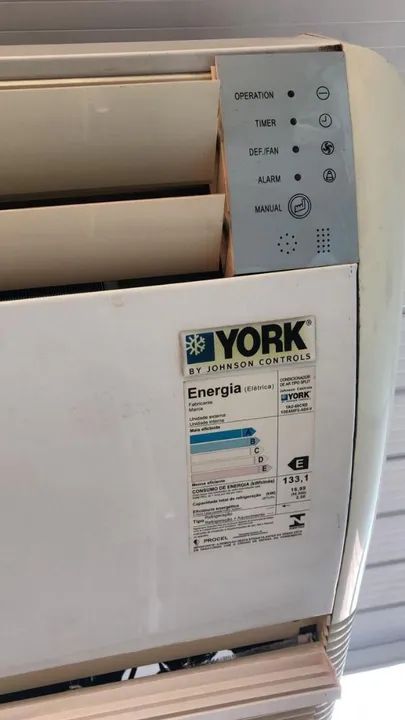 Ar condicionado Split piso teto marca YORK de 60.000Btus  - Foto 2
