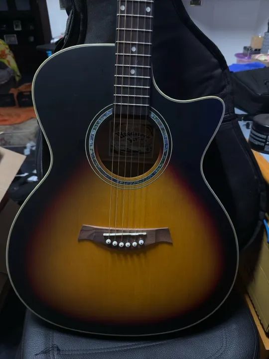 Vendo violão Tagima 